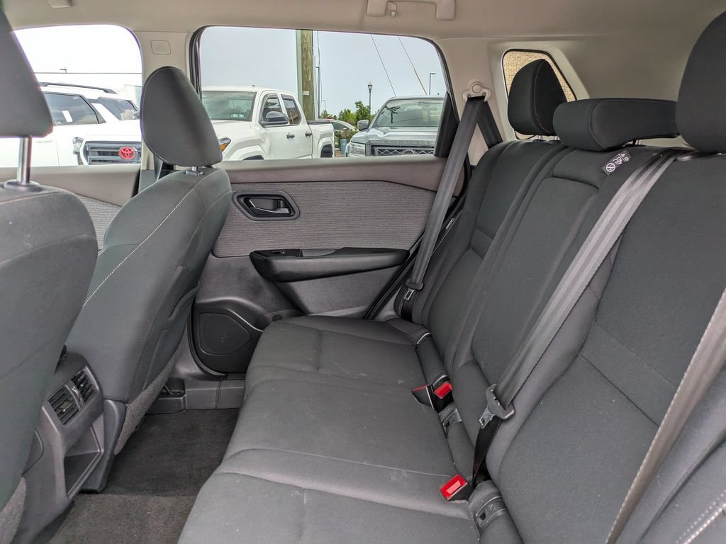 Certified 2023 Nissan Rogue S FWD image 15