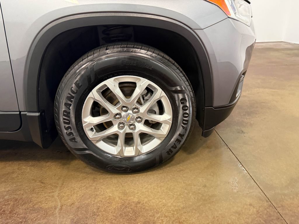 Used 2020 Chevrolet Traverse LS image 89