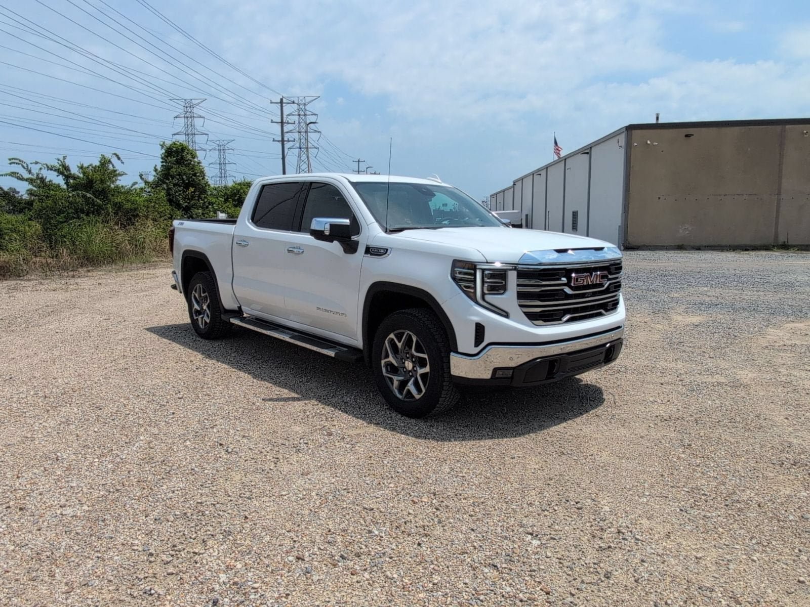 New 2026 GMC Sierra 1500 SLT w/ SLT Premium Plus Package AWD/4WD image 8