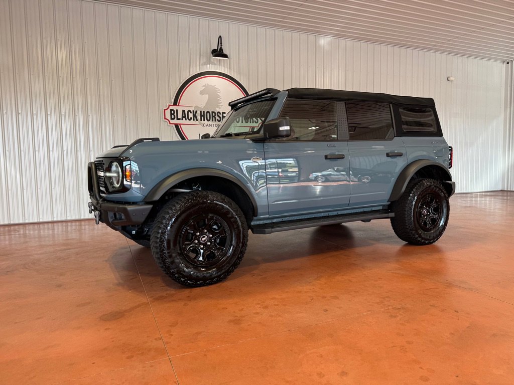 Used 2022 Ford Bronco Wildtrak image 3