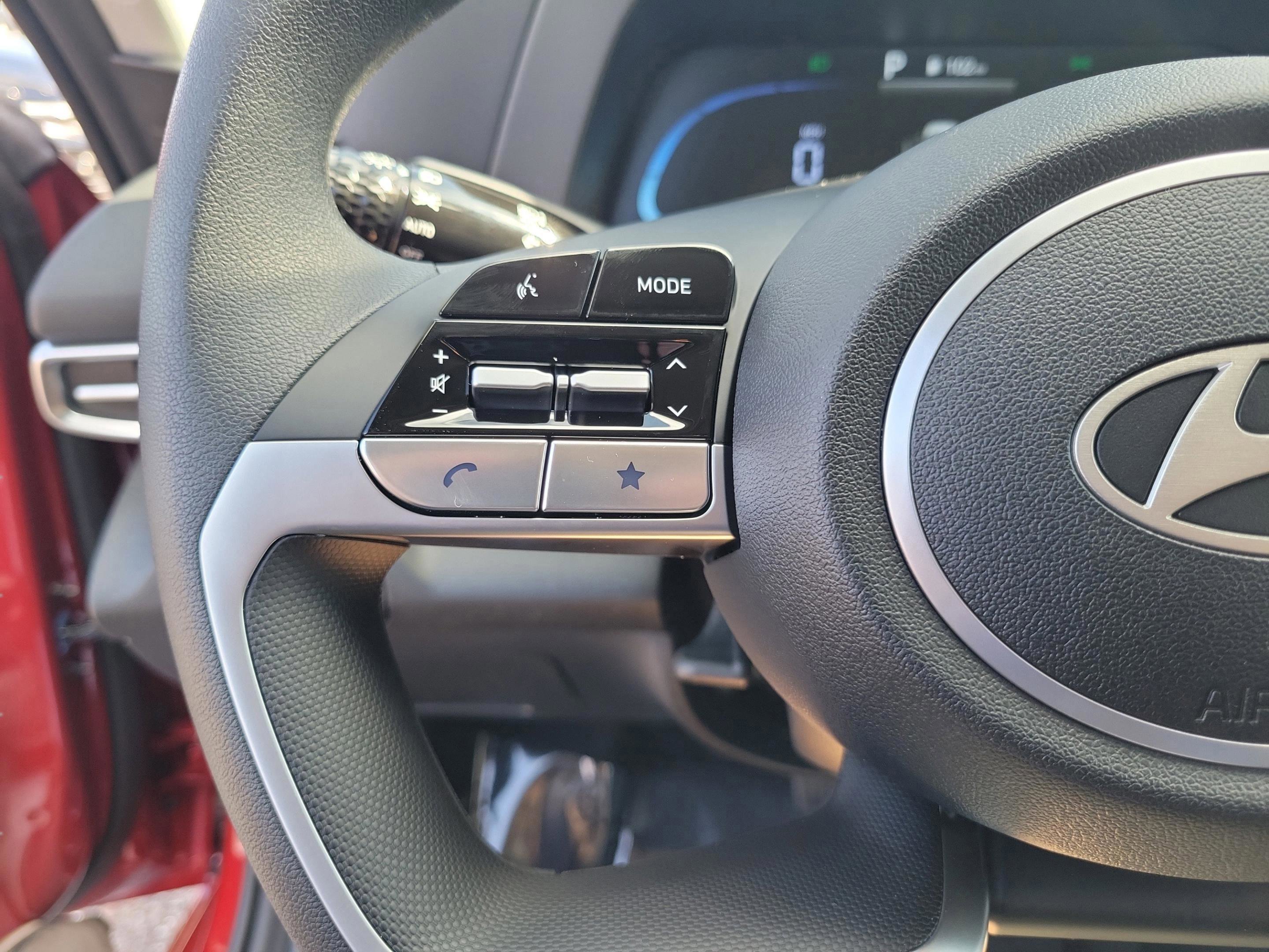 New 2026 Hyundai Elantra SE image 18