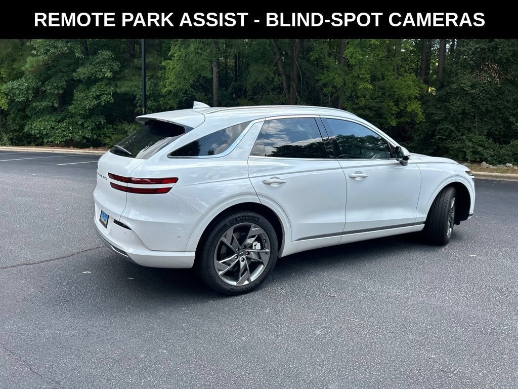 Used 2025 Genesis Electrified GV70 w/ Prestige Package AWD/4WD image 4
