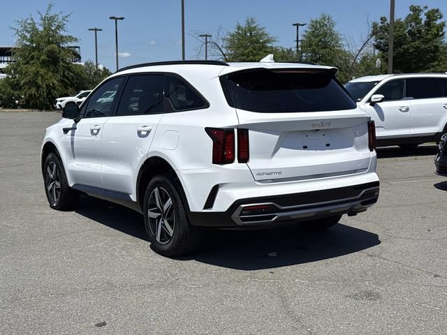 Used 2023 Kia Sorento EX w/ Panoramic Sunroof Package FWD image 4