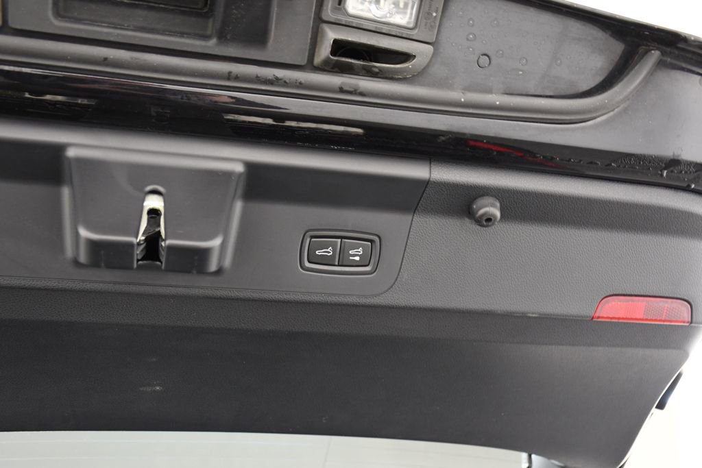 Used 2020 Porsche Panamera 4S AWD/4WD image 25