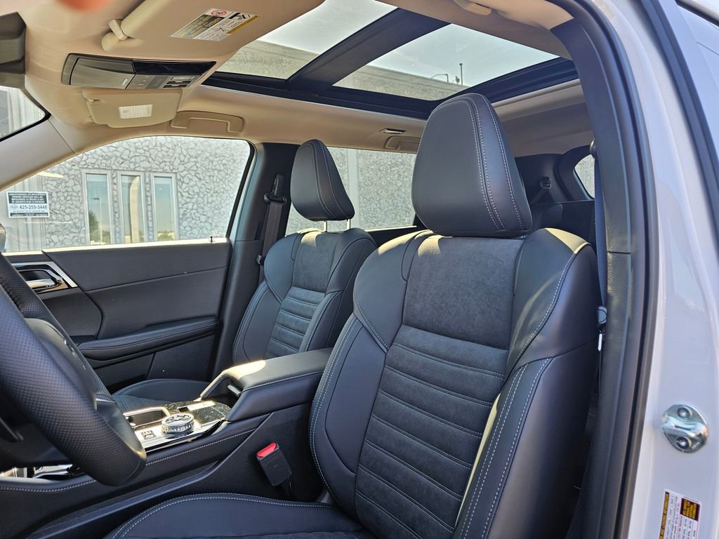 New 2026 Mitsubishi Outlander SE AWD/4WD image 18