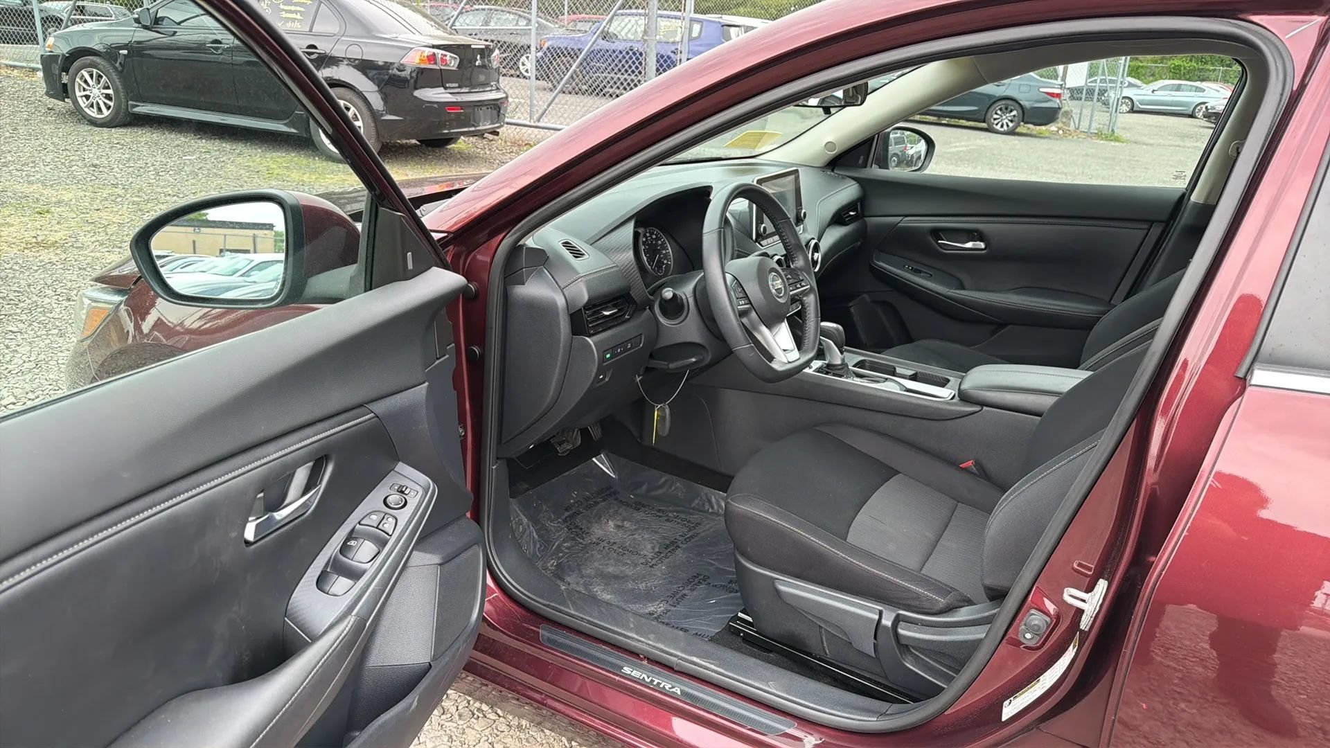 Used 2021 Nissan Sentra SV FWD image 23