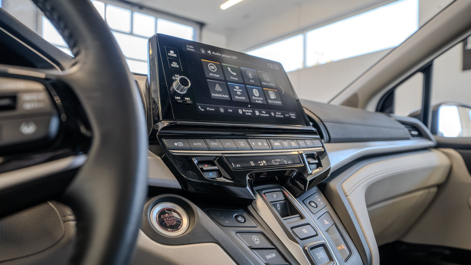 Used 2025 Honda Odyssey EX-L image 32