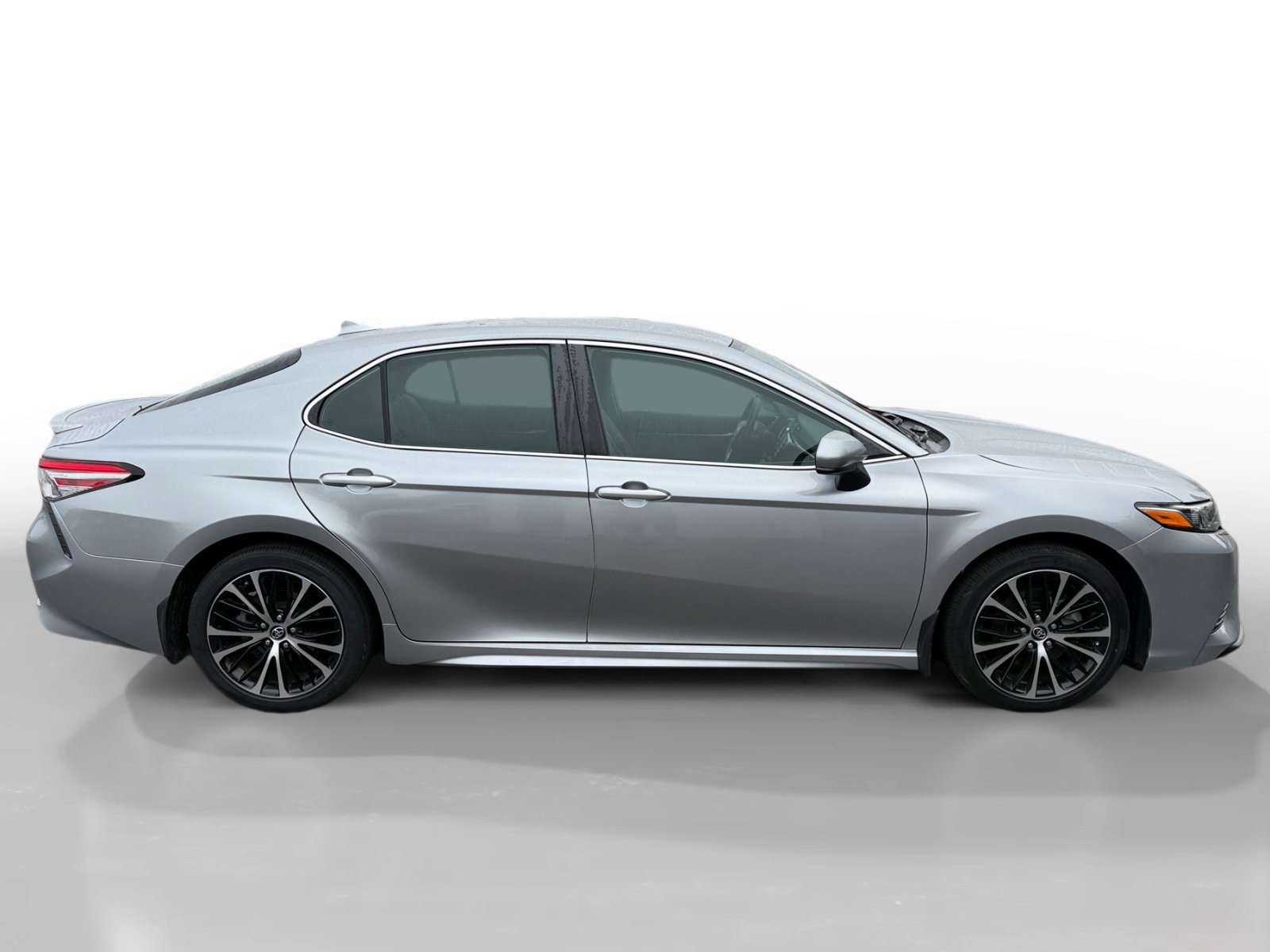 Used 2019 Toyota Camry SE image 6