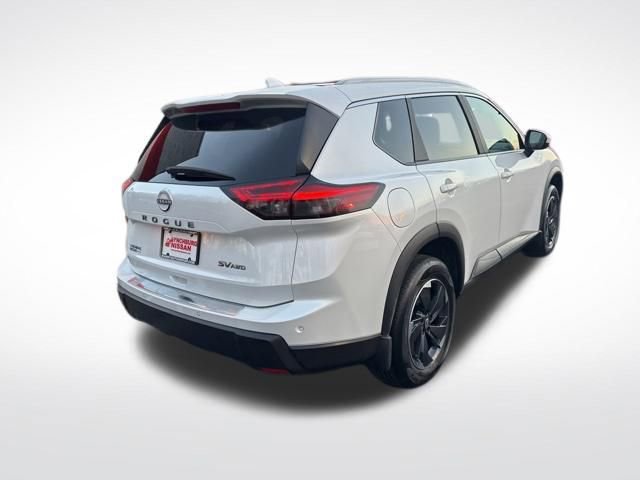 Used 2024 Nissan Rogue SV w/ SV Premium Package image 5