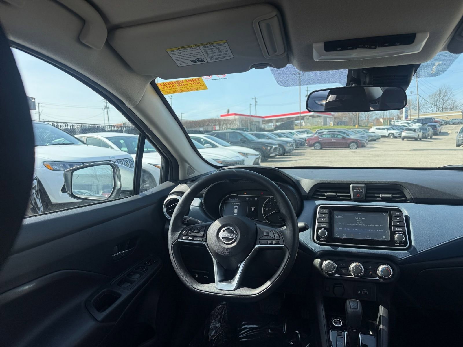 Used 2025 Nissan Versa SV image 33