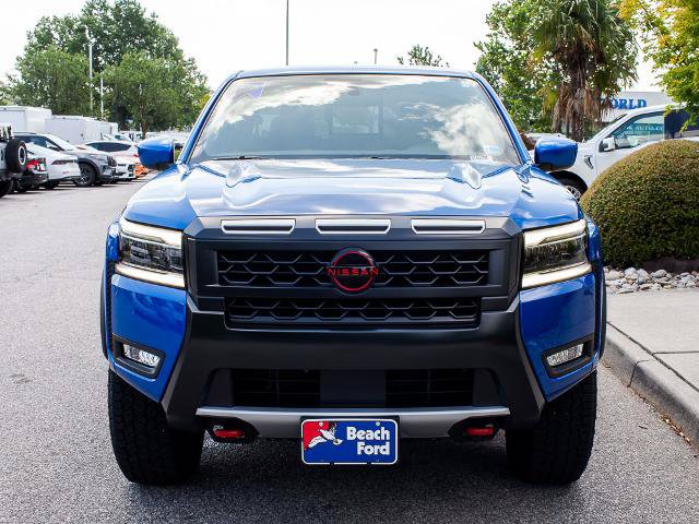 Used 2025 Nissan Frontier PRO-4X AWD/4WD image 2