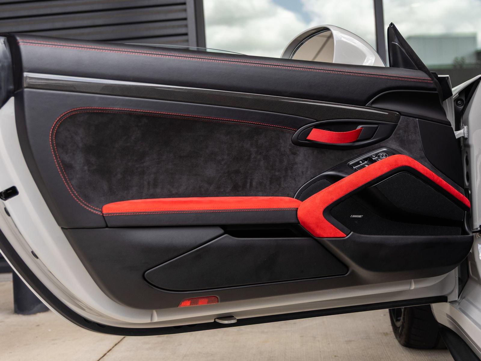 Certified 2019 Porsche 911 GT2 RS RWD image 43