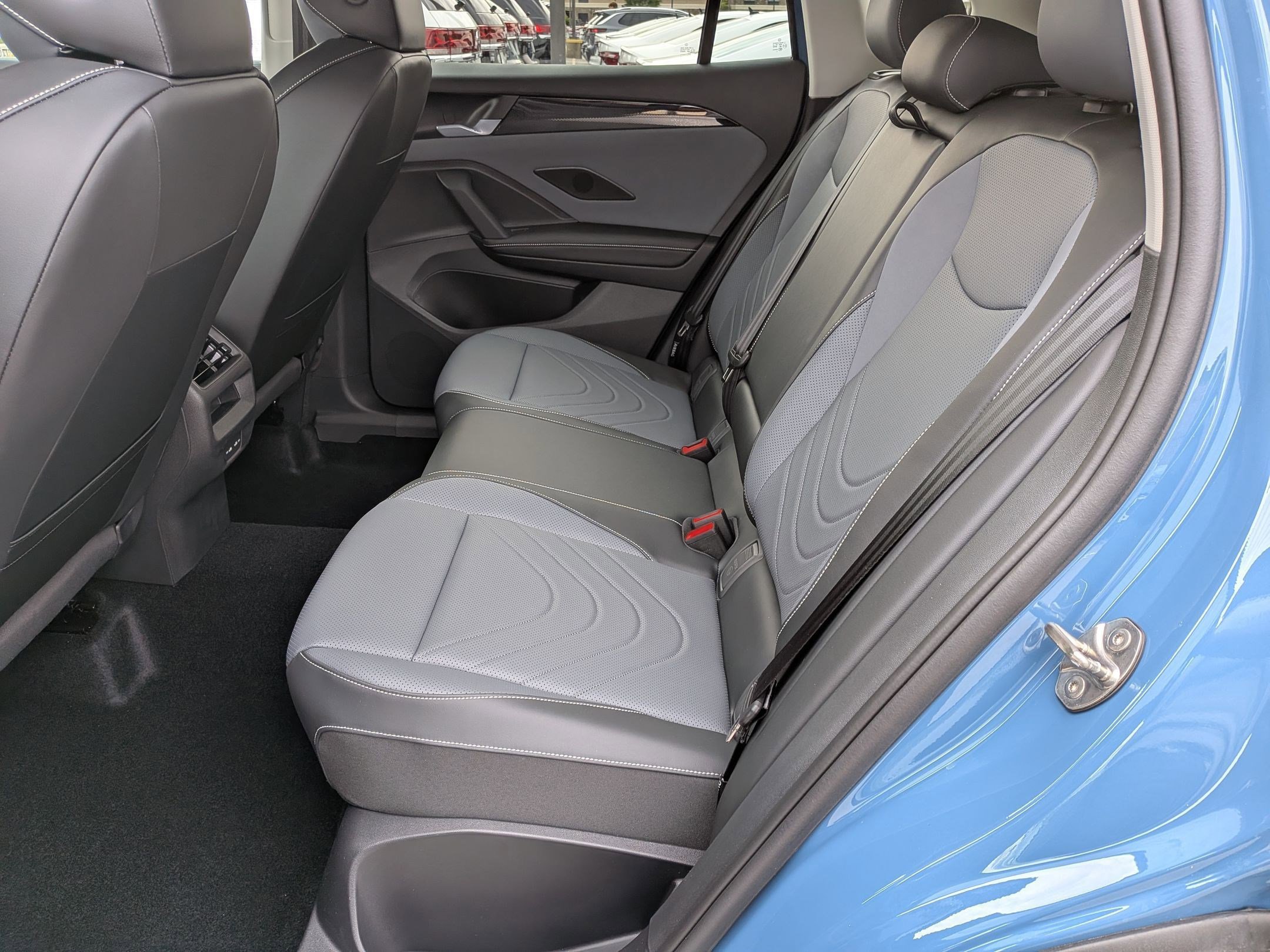 New 2026 Volkswagen Tiguan SE AWD/4WD image 28