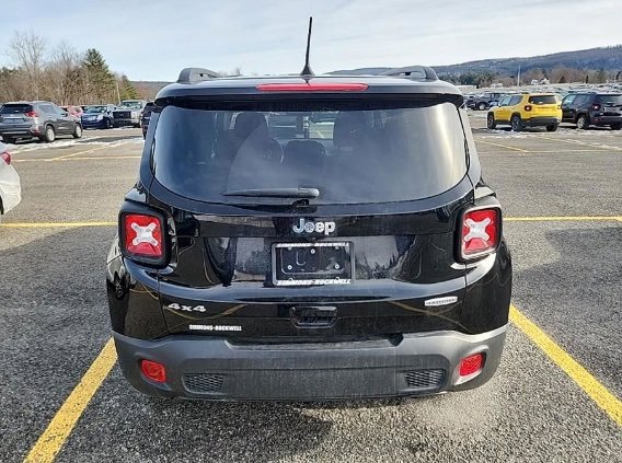 Used 2022 Jeep Renegade Latitude image 6