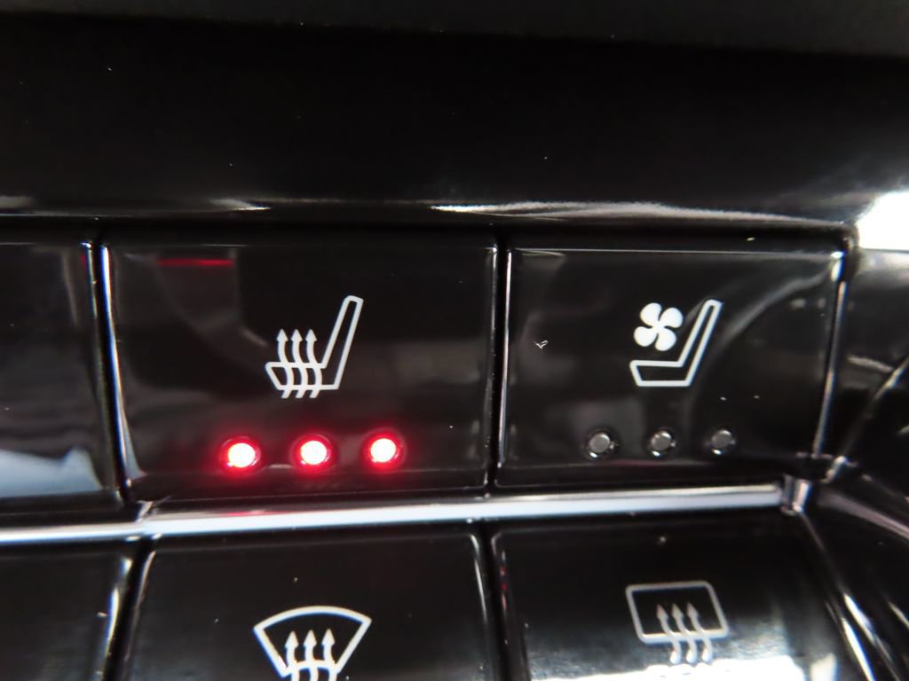 New 2026 Chevrolet Equinox RS image 11