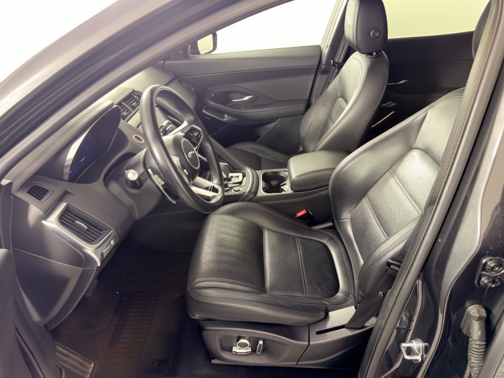 Used 2021 Jaguar E-PACE SE AWD/4WD image 4