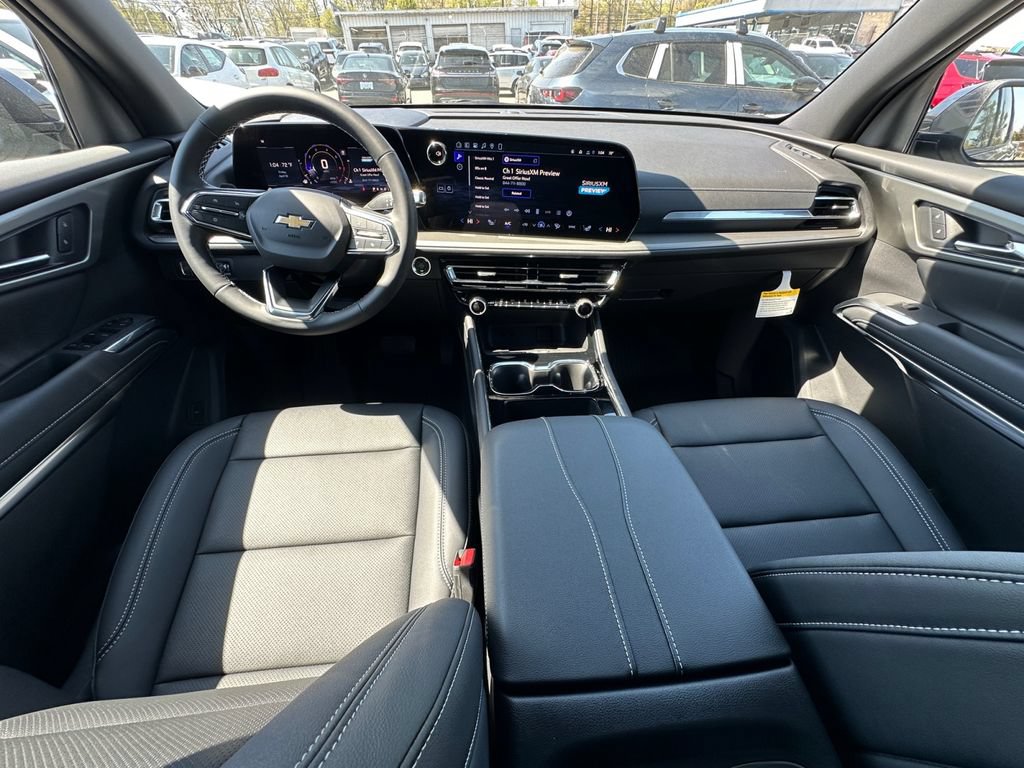 New 2026 Chevrolet Traverse LT w/ Driver Confidence Package FWD image 23