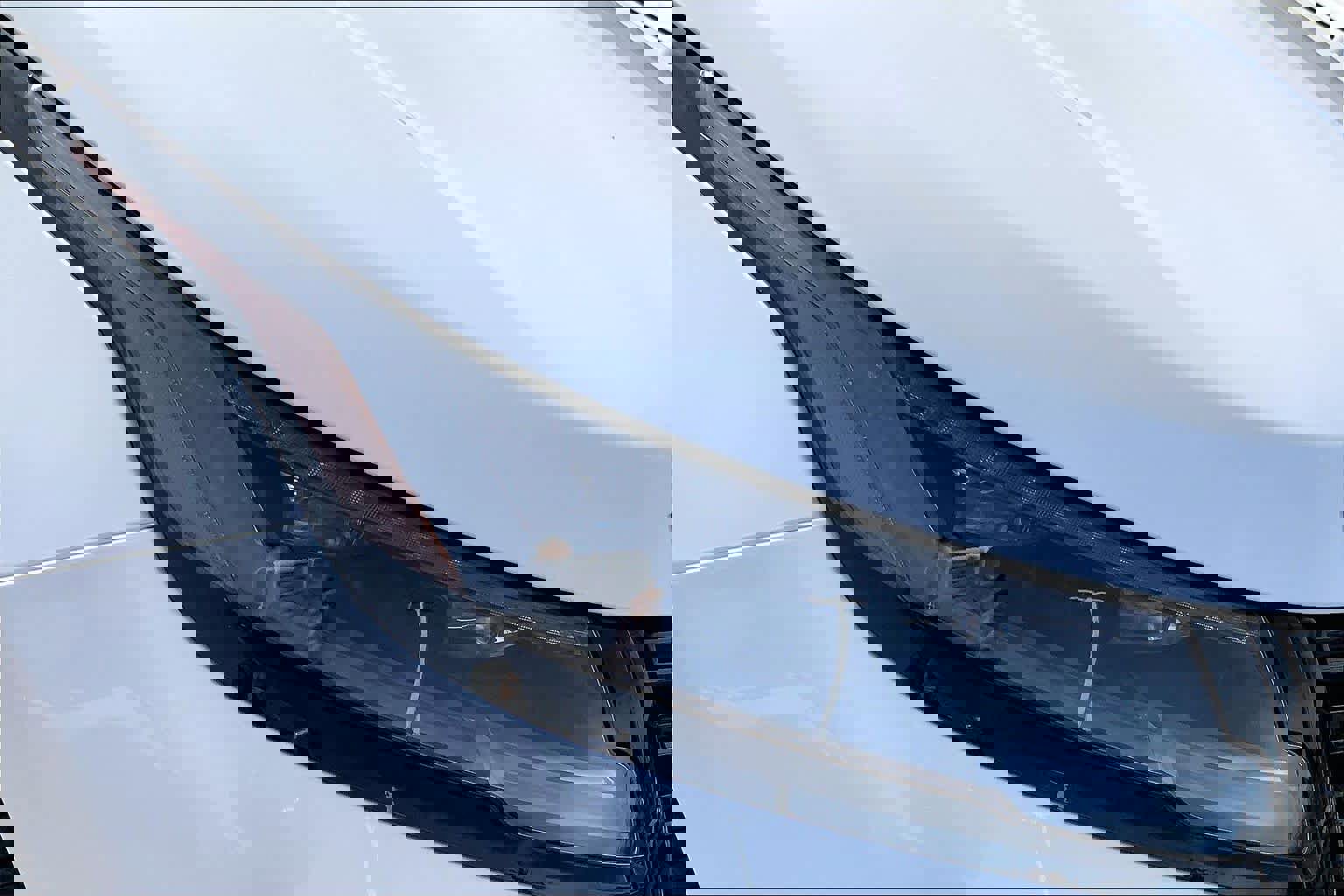 Used 2025 Land Rover Range Rover Velar Dynamic SE image 25