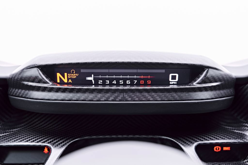 Used 2019 McLaren Senna RWD image 81