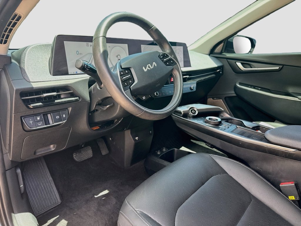 Used 2023 Kia EV6 Wind RWD image 10