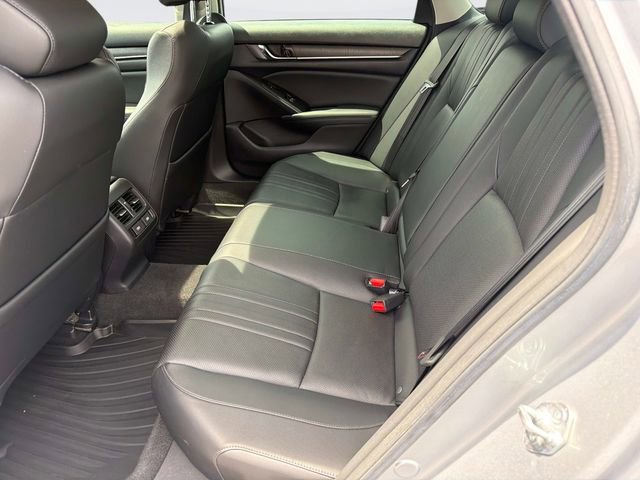 Used 2021 Honda Accord Touring image 15