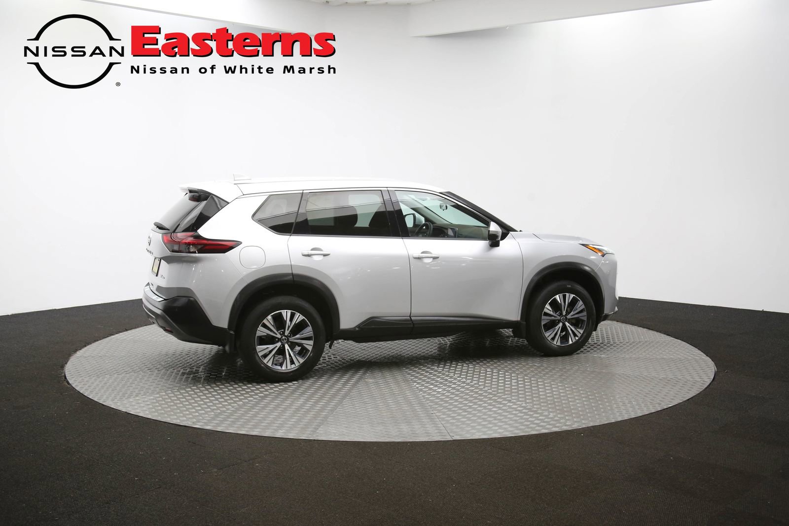 Used 2021 Nissan Rogue SV image 82