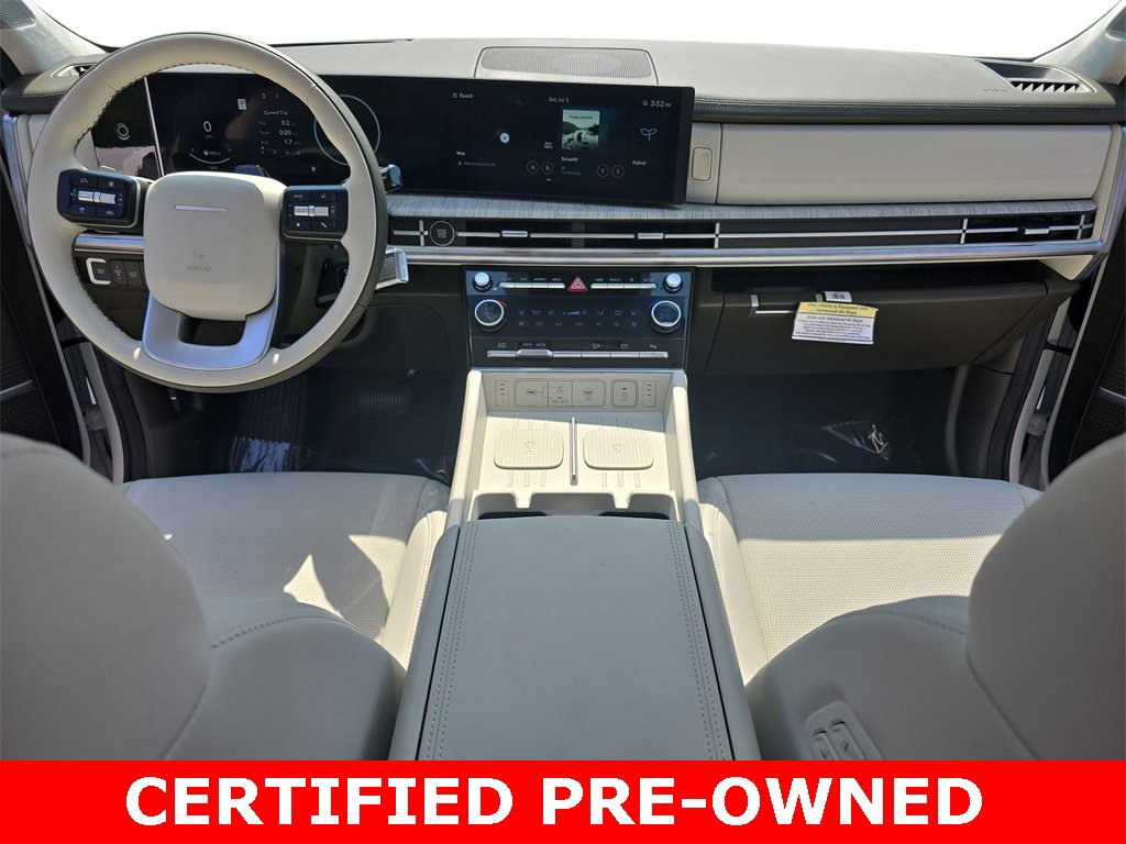 Used 2025 Hyundai Santa Fe Calligraphy image 9