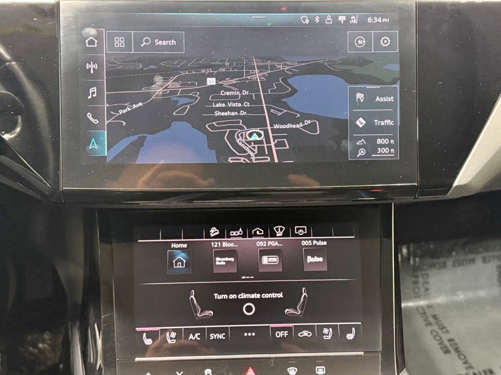 Used 2019 Audi e-tron Prestige w/ Prestige Package AWD/4WD image 24