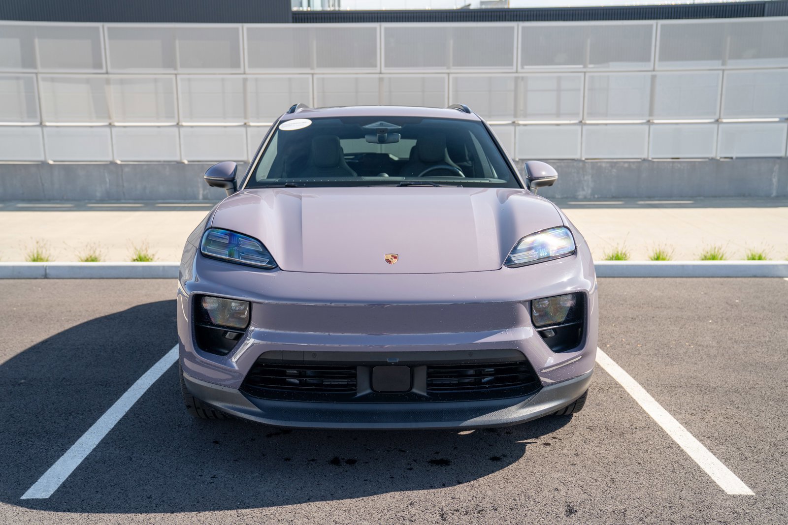 Certified 2025 Porsche Macan 4 Electric AWD/4WD image 6