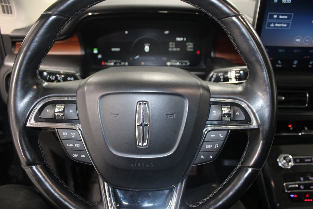 Used 2022 Lincoln Nautilus Reserve image 37