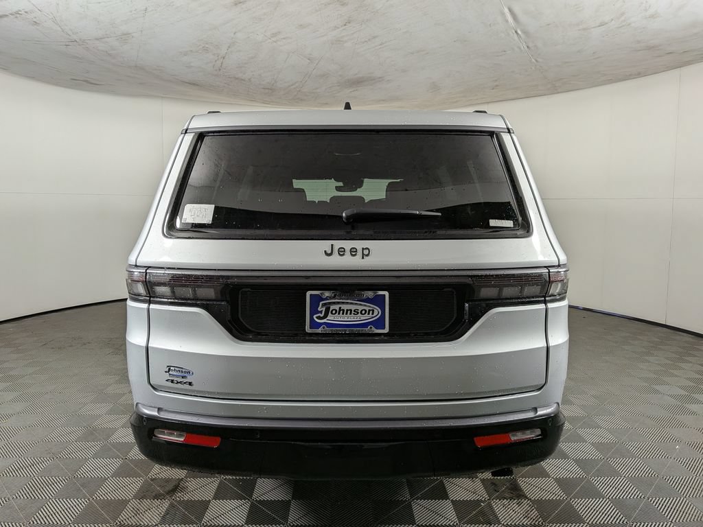 New 2026 Jeep Grand Wagoneer Limited AWD/4WD image 8