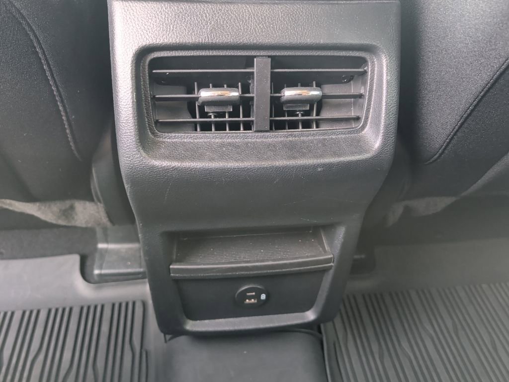 Used 2022 Ford Edge SE AWD/4WD image 21