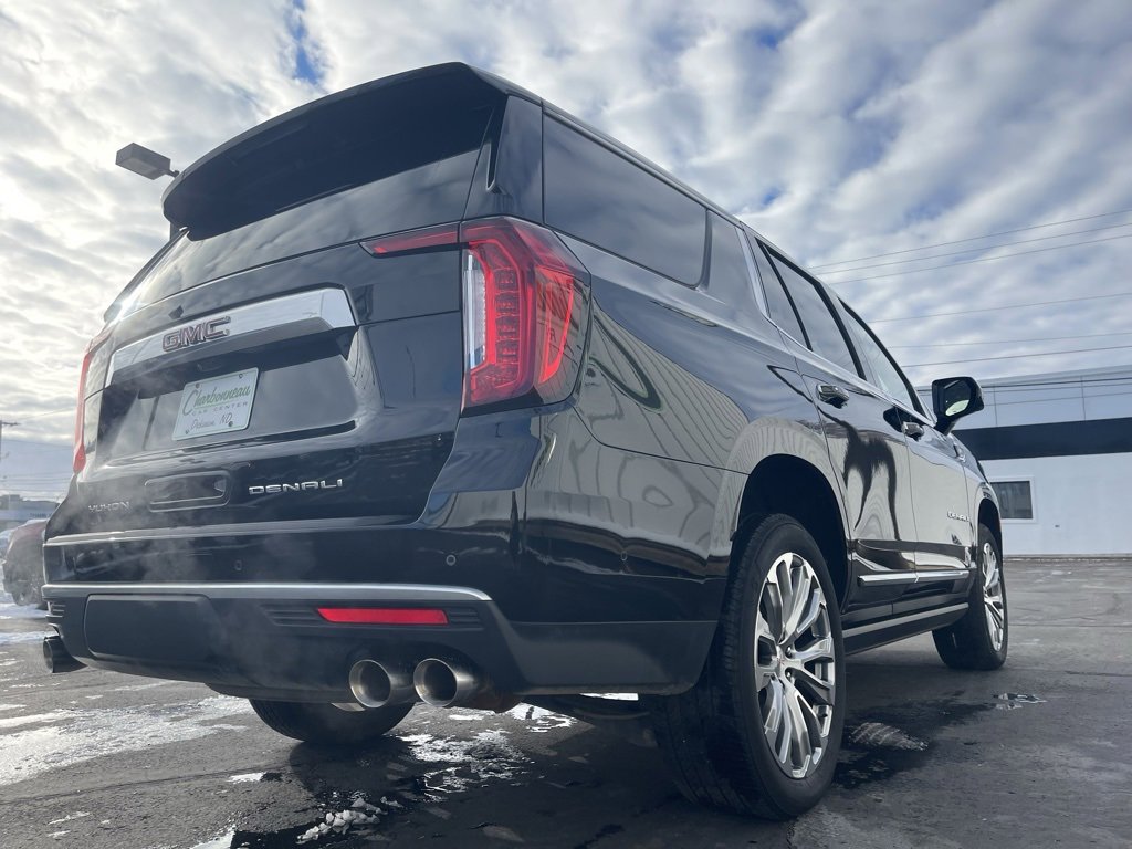 Used 2023 GMC Yukon Denali w/ Denali Reserve Package image 10