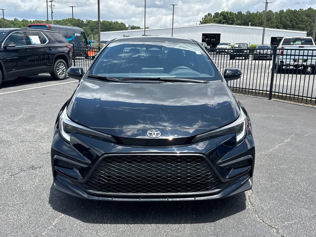 Used 2025 Toyota Corolla SE FWD image 3