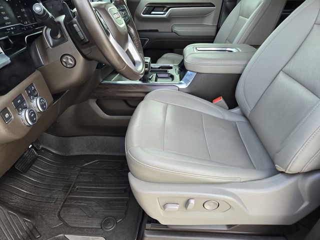 Used 2022 GMC Sierra 1500 SLT w/ SLT Premium Plus Package AWD/4WD image 12