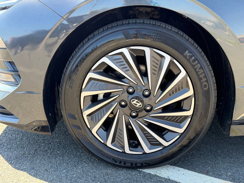 Used 2025 Hyundai Sonata SEL FWD image 10