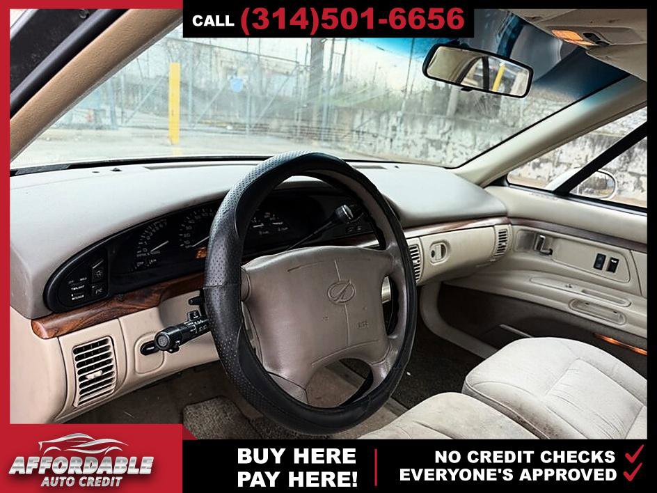 Used 1999 Oldsmobile 88 image 9