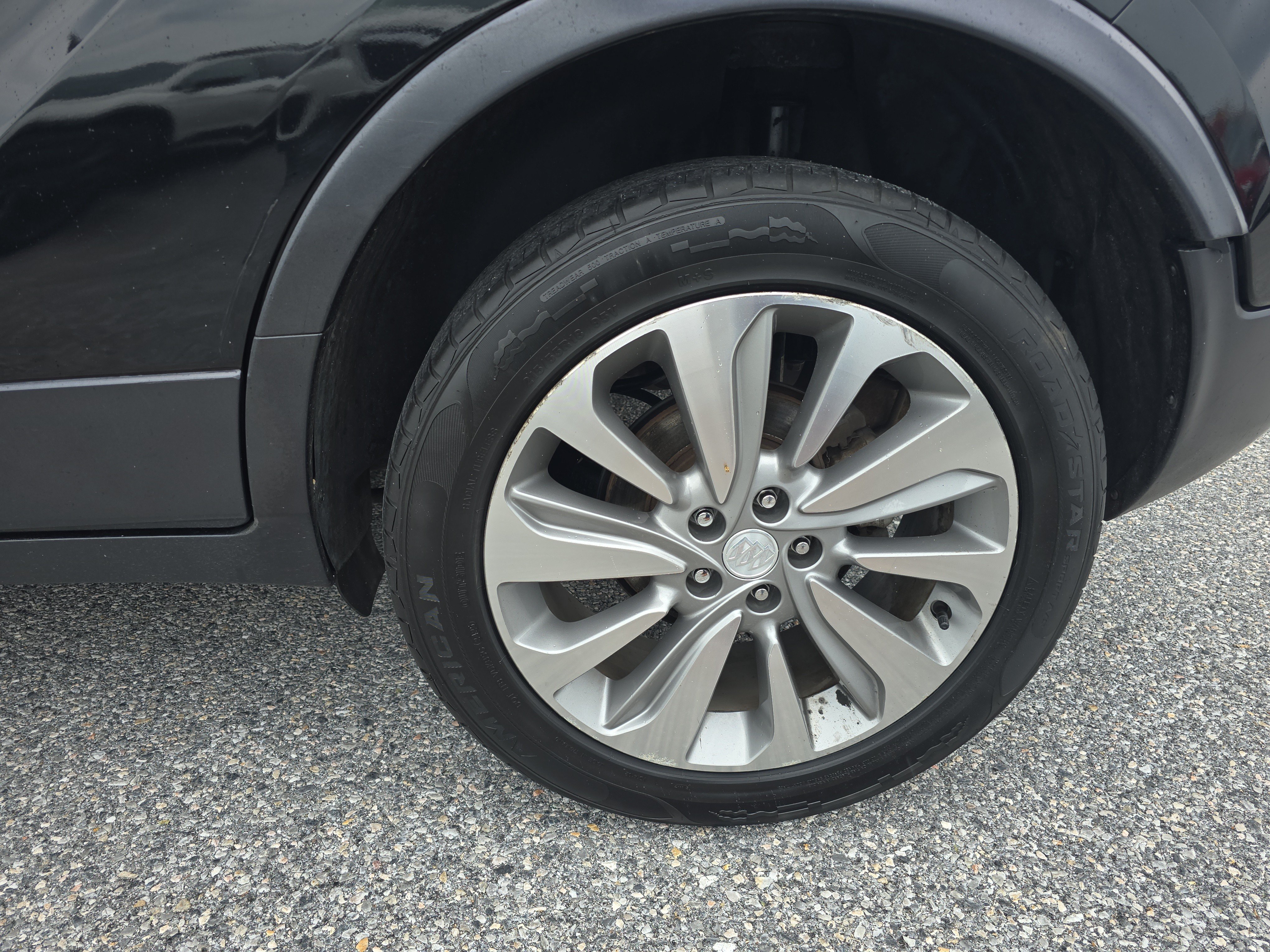 Used 2019 Buick Encore Essence AWD/4WD image 23