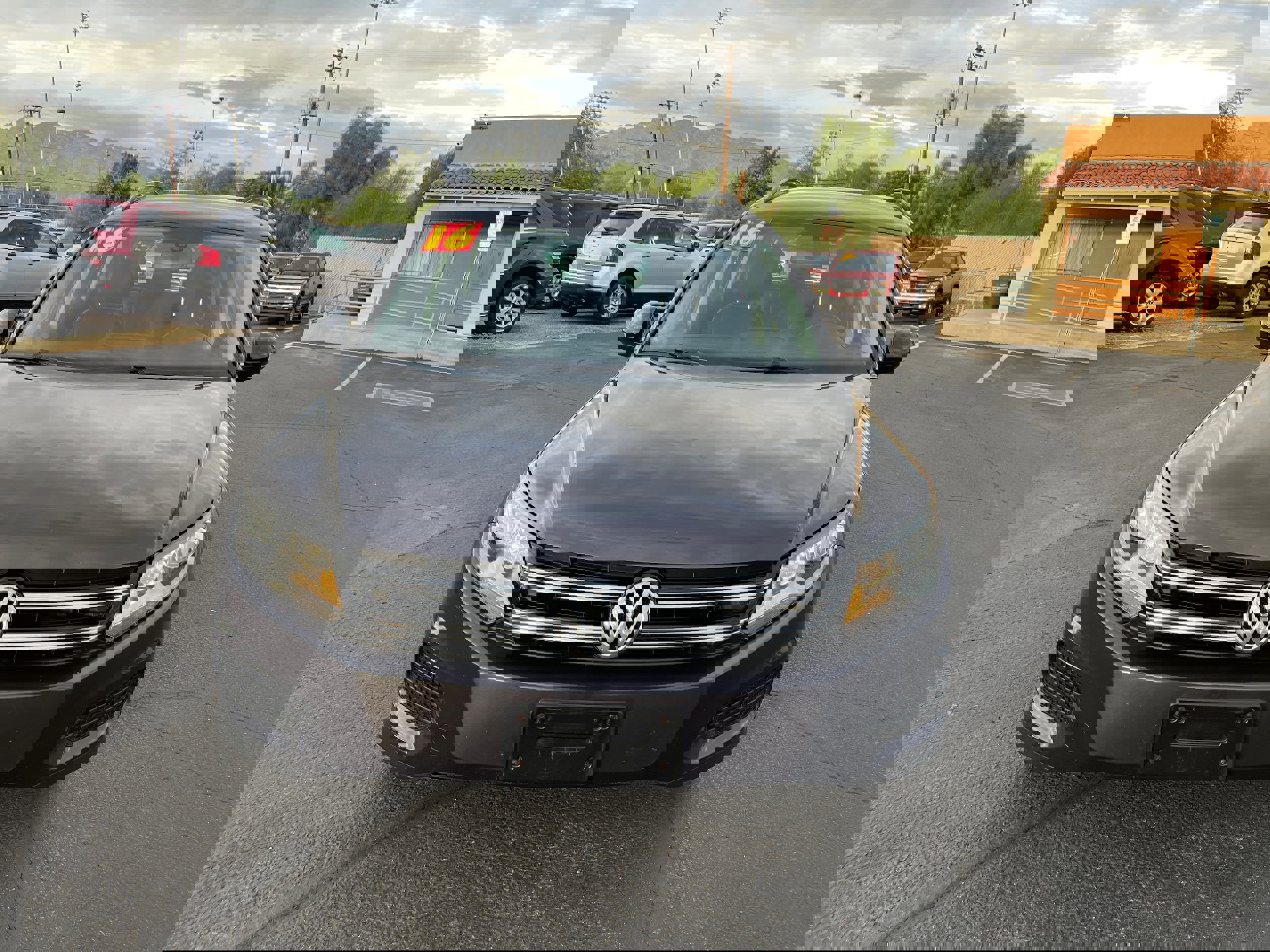 Used 2016 Volkswagen Tiguan S image 8