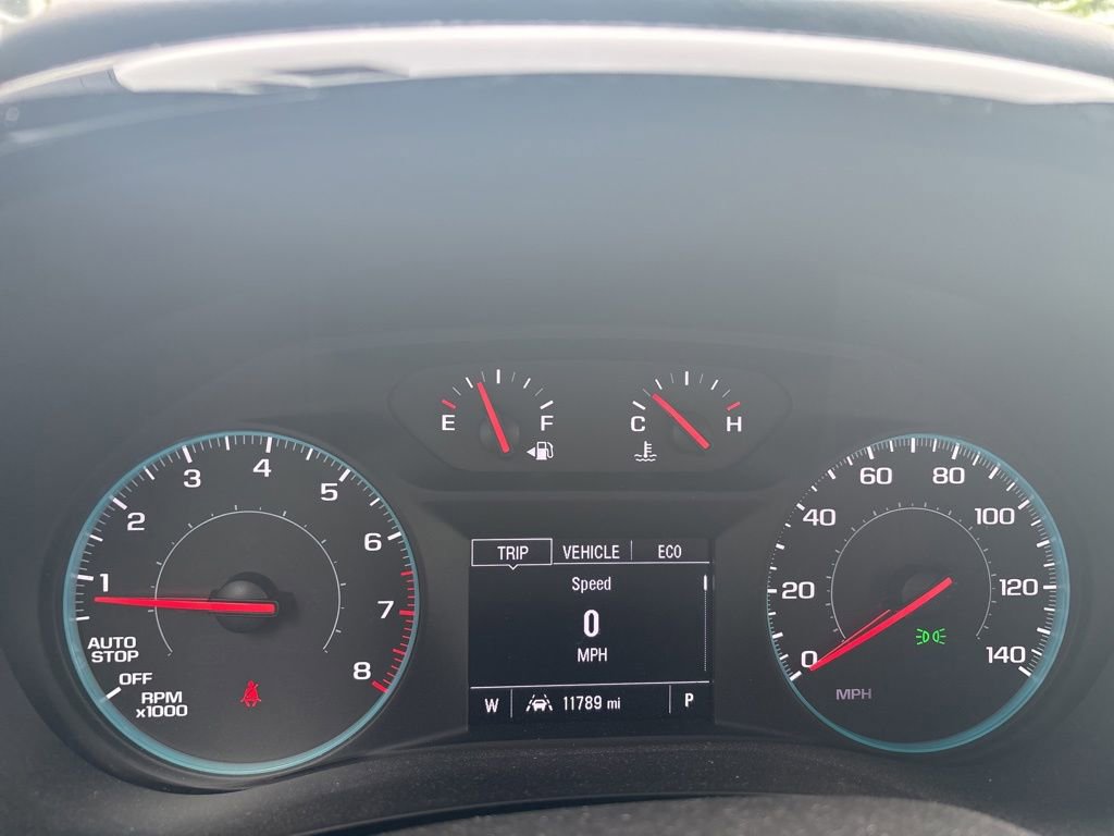 Used 2022 Chevrolet Traverse LS AWD/4WD image 11