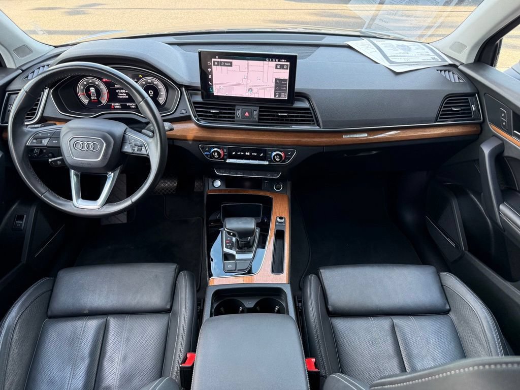 Used 2023 Audi Q5 2.0T Premium Plus w/ Premium Plus Package AWD/4WD image 10