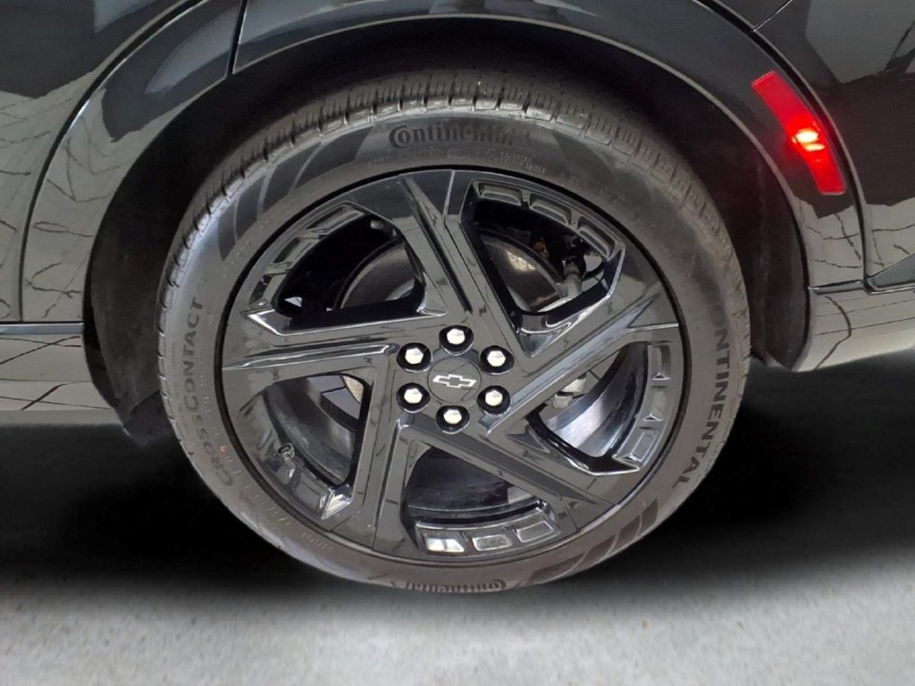 Used 2026 Chevrolet Equinox EV RS FWD image 7