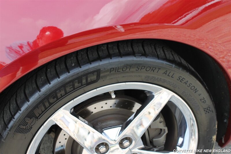 Used 2007 Chevrolet Corvette Convertible w/ Preferred Equipment Group RWD image 30