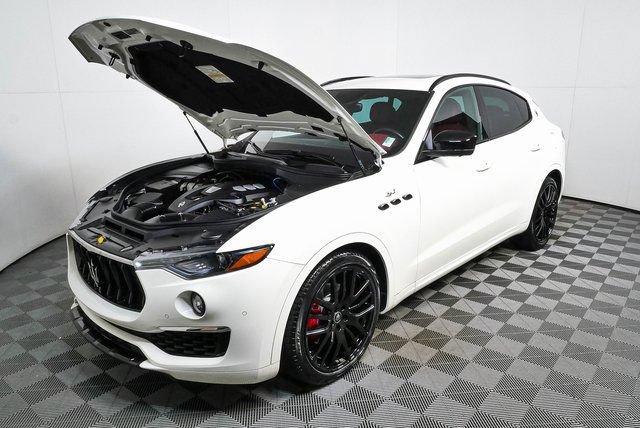 Certified 2022 Maserati Levante GT AWD/4WD image 37