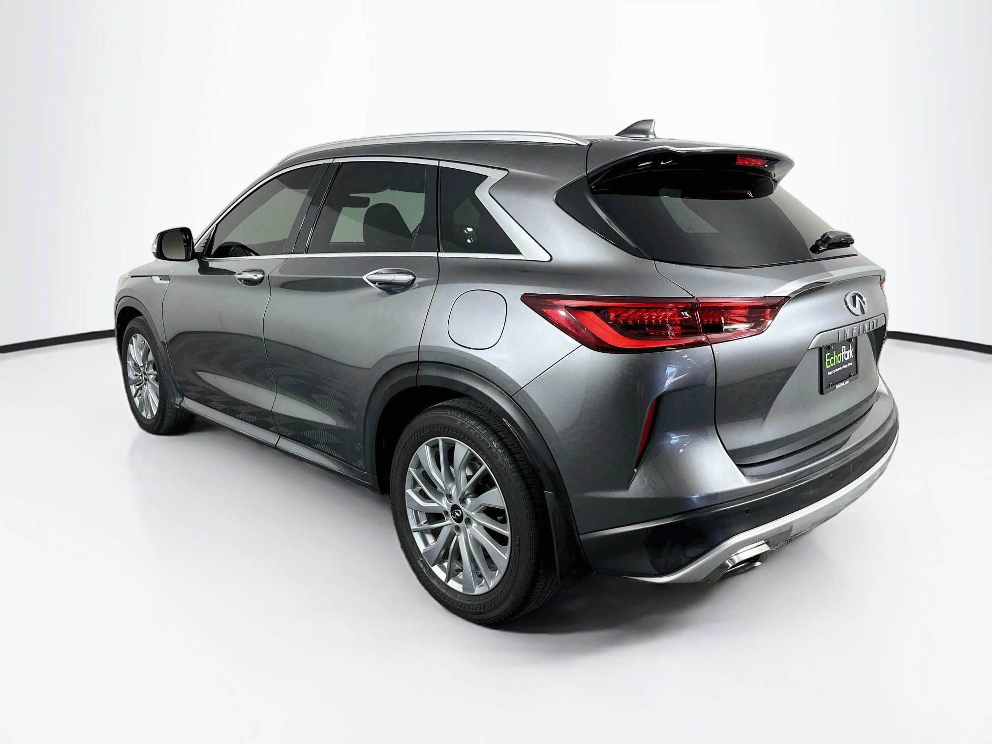 Used 2023 INFINITI QX50 Luxe FWD image 5