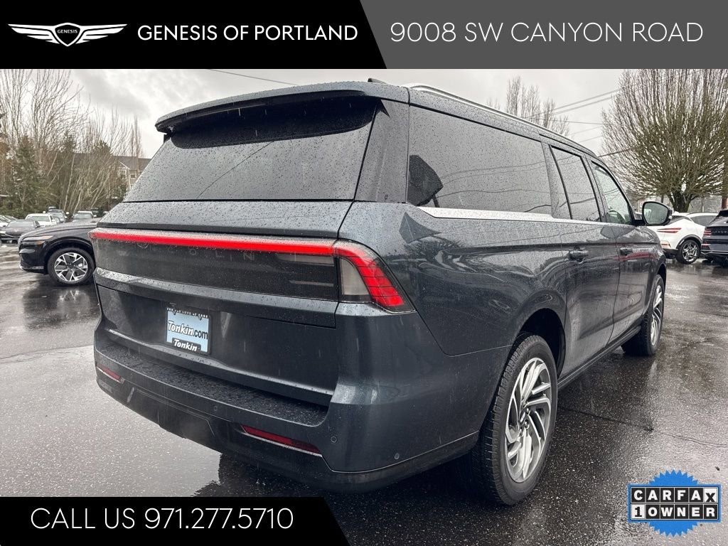 Used 2025 Lincoln Navigator L Reserve AWD/4WD image 7