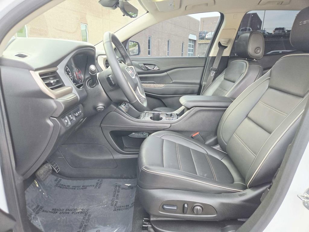 Used 2023 GMC Acadia Denali w/ Denali Ultimate Package AWD/4WD image 12