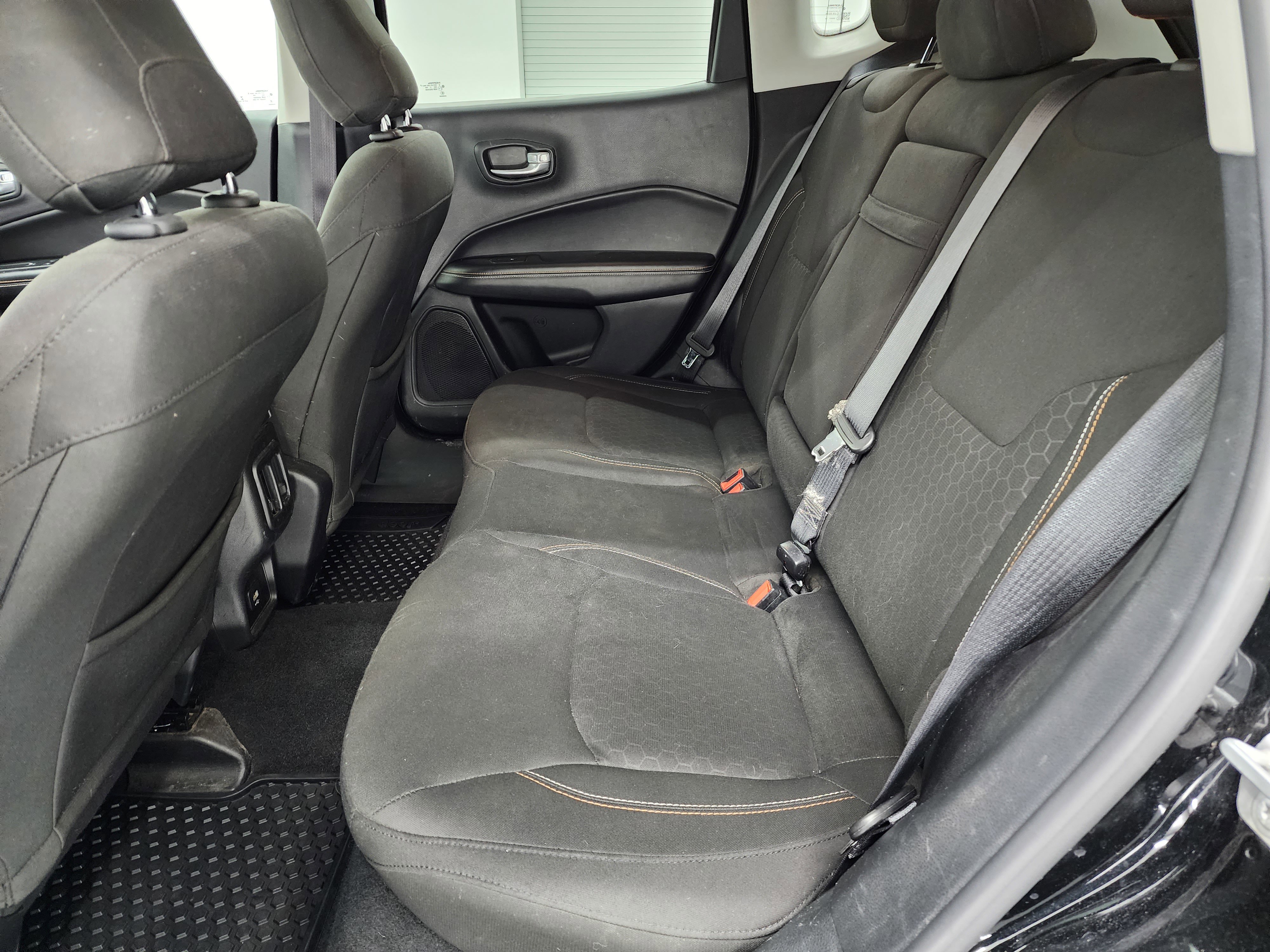 Used 2017 Jeep Compass Sport w/ Cold Weather Group image 9