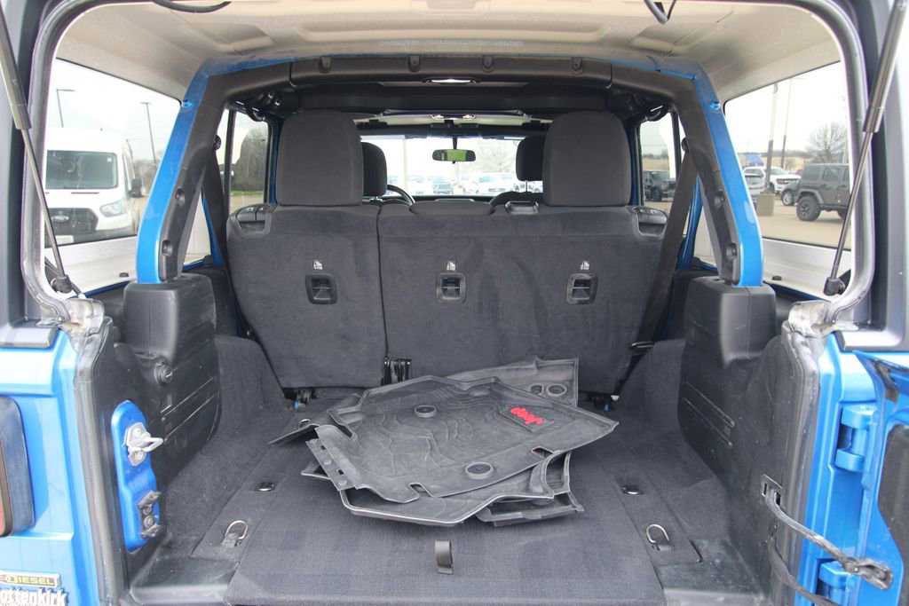 Used 2021 Jeep Wrangler Unlimited Sport image 13