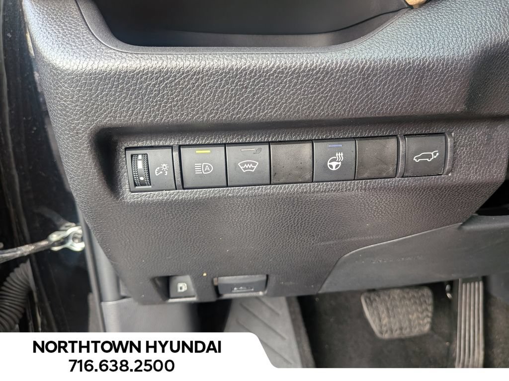 Used 2025 Toyota RAV4 XLE Premium w/ Weather Package AWD/4WD image 27